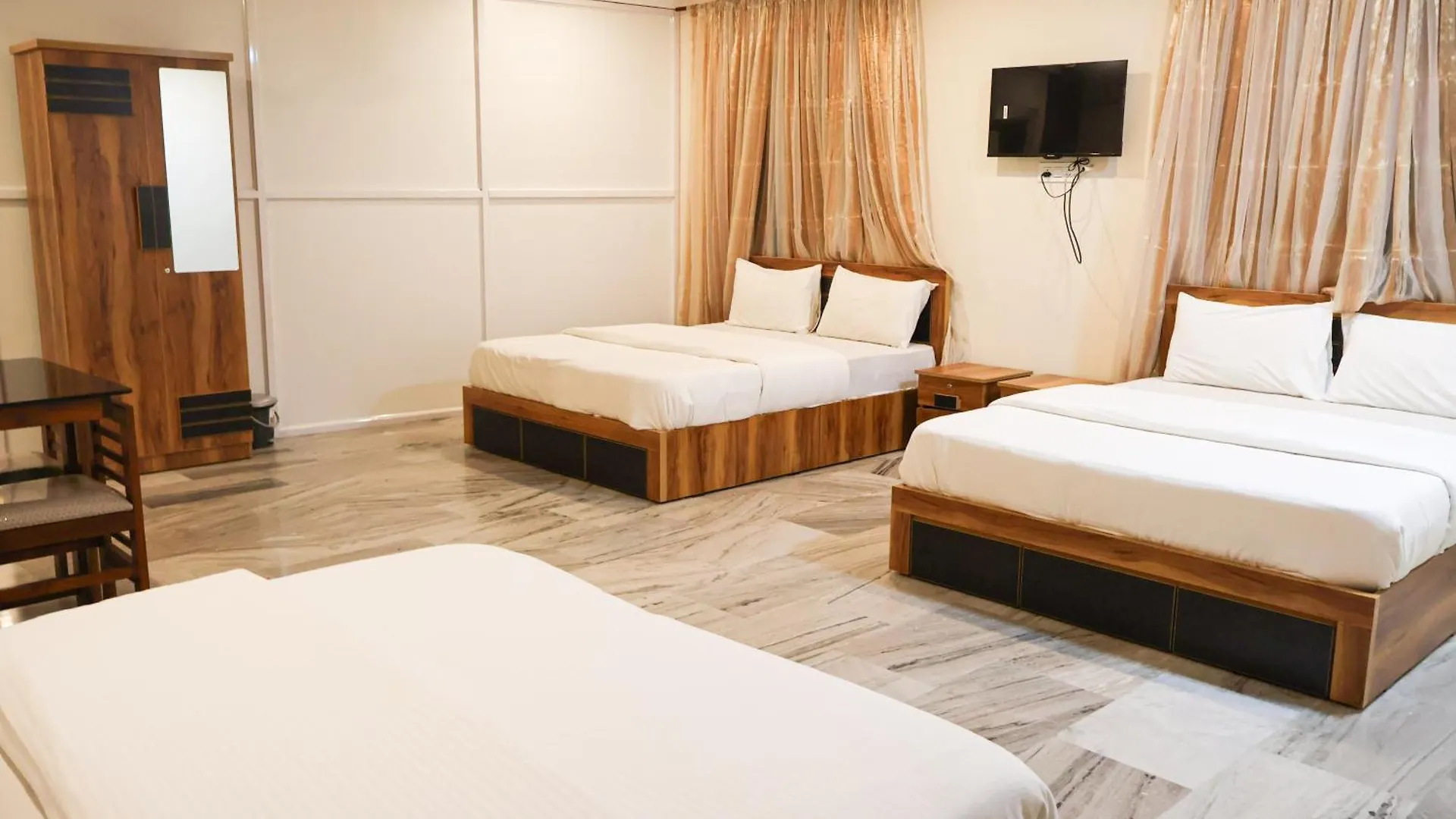 Kalanad Residency And Convention Centre Hotel Kalanadu 0*,