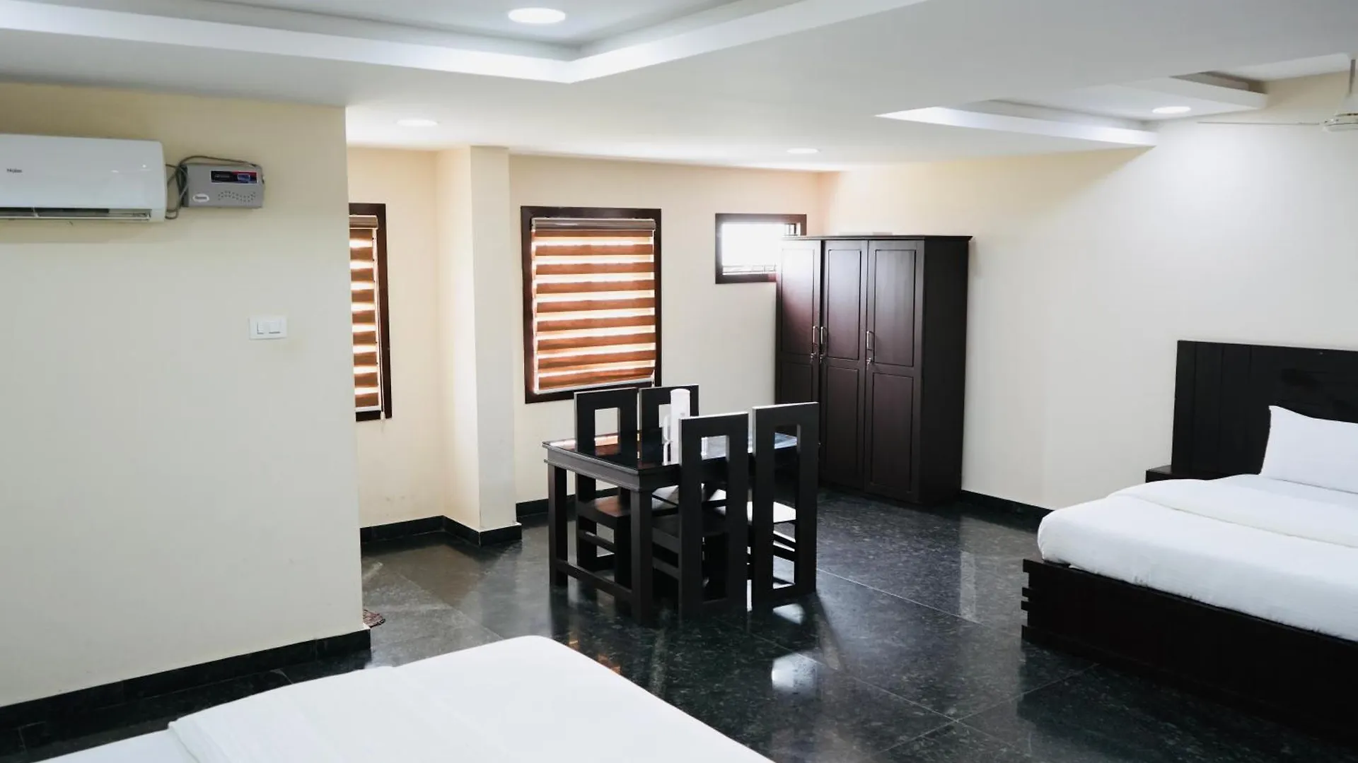 Отель Kalanad Residency And Convention Centre Kalanadu