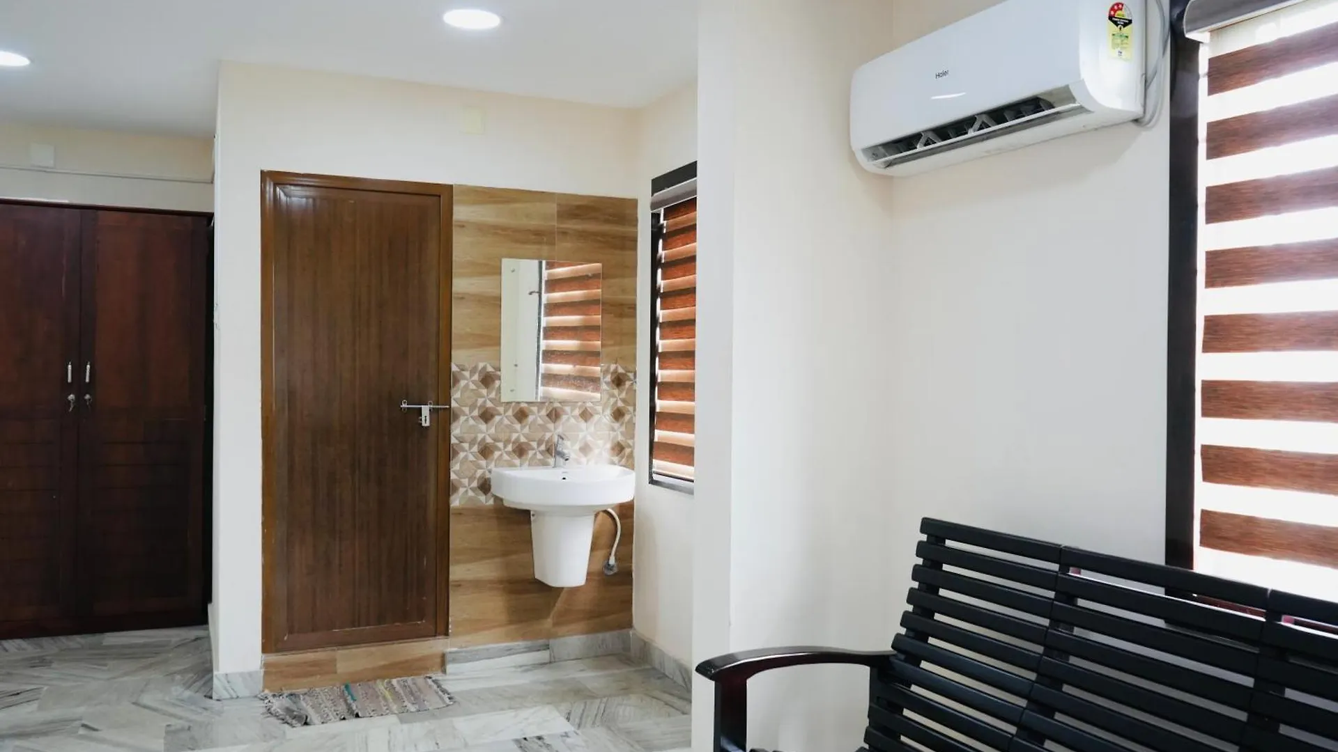 Отель Kalanad Residency And Convention Centre Kalanadu